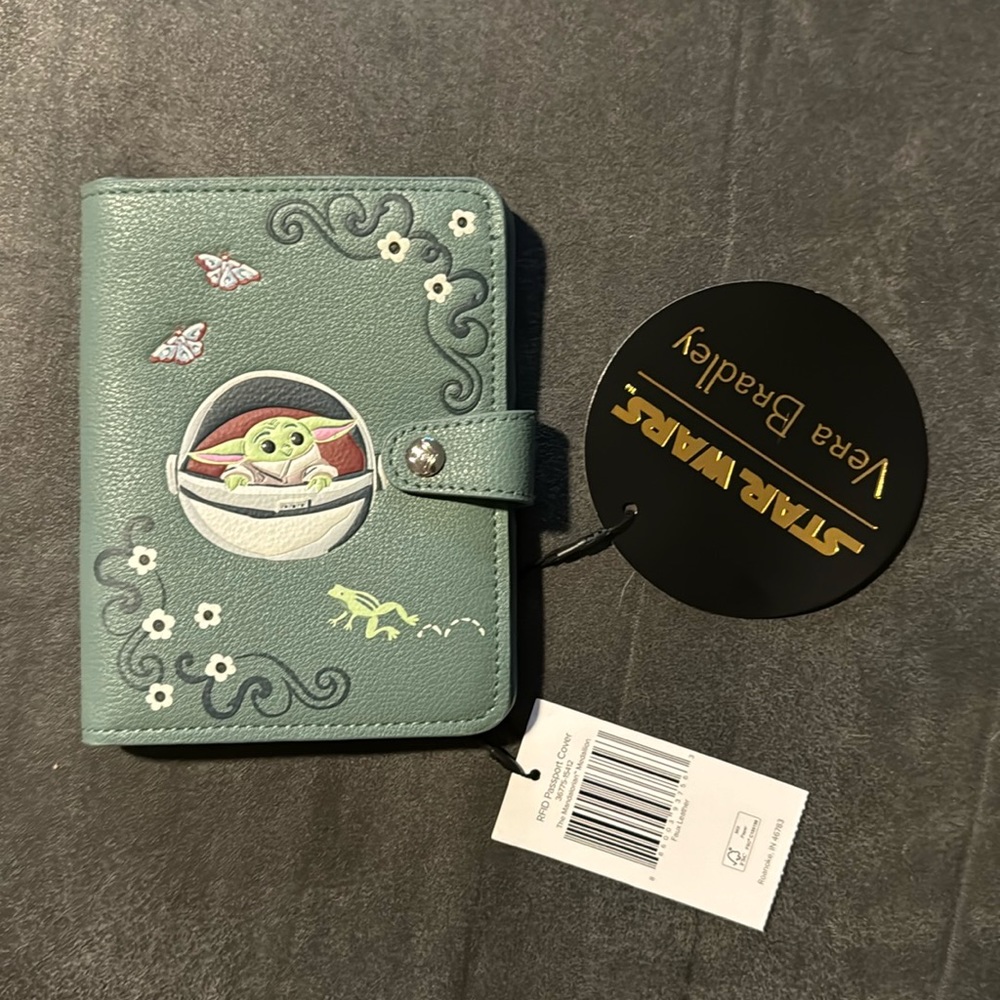 Vera Bradley Mandalorian Passport Holder NWT